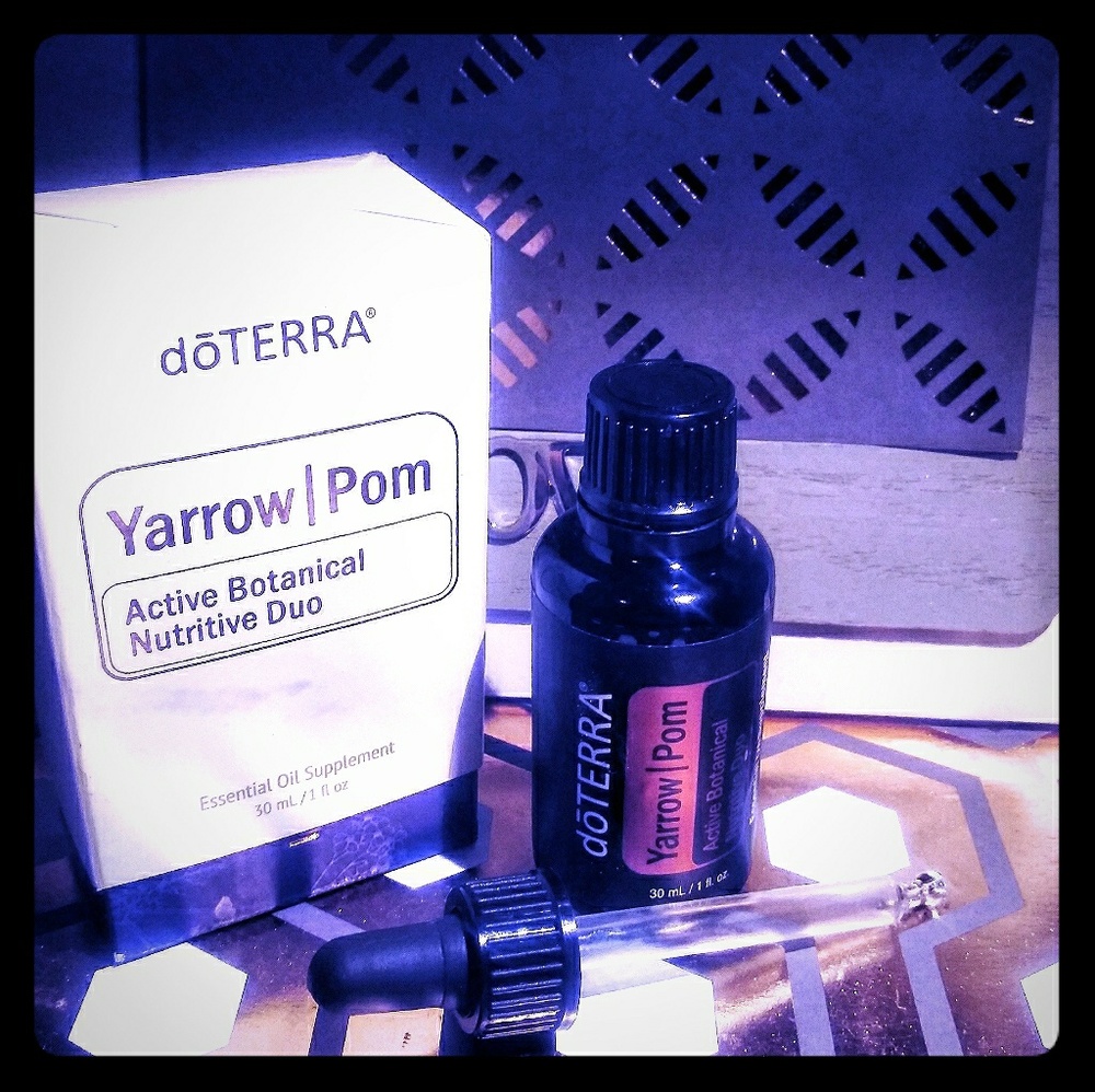 Yarrow Pom